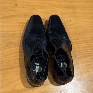 Calvin Klein Men's Glossy Black Oxfords